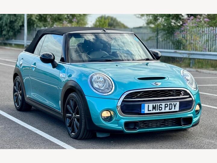 MINI Convertible 2.0 Cooper S Euro 6 (s/s) 2dr