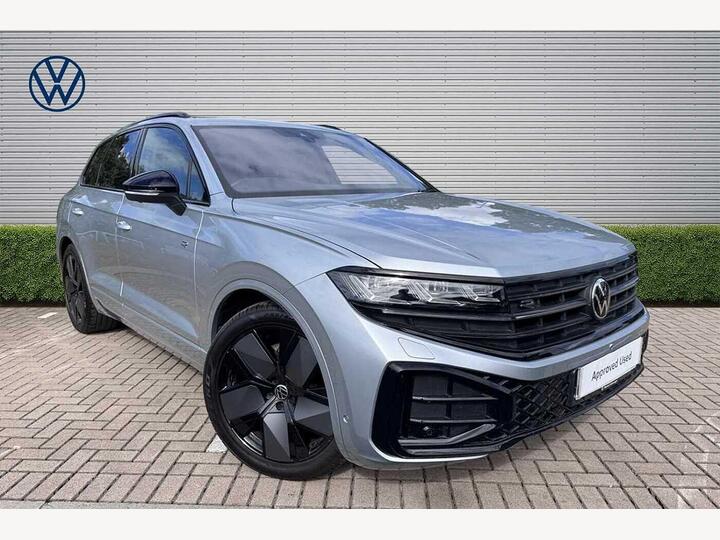 Volkswagen Touareg 3.0 TDI V6 Black Edition Tiptronic 4Motion Euro 6 (s/s) 5dr