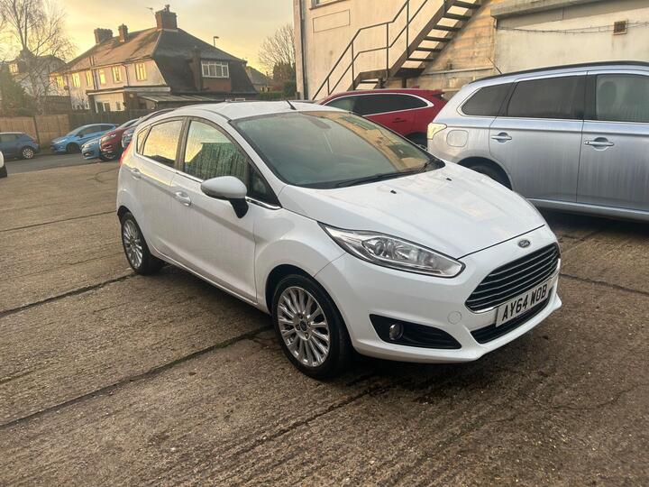 Ford Fiesta 1.6 Titanium Powershift Euro 5 5dr