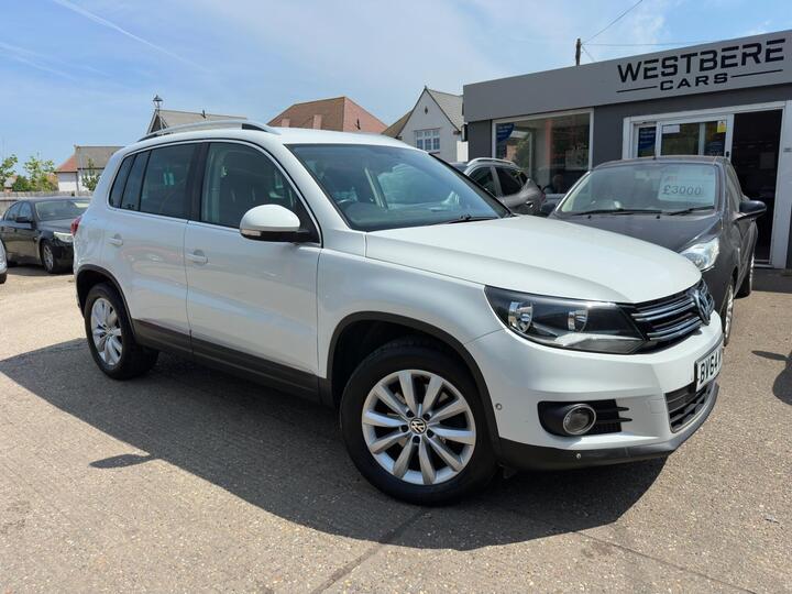 Volkswagen Tiguan 2.0 TDI BlueMotion Tech Match 4WD Euro 5 (s/s) 5dr