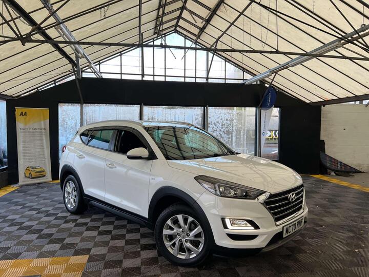 Hyundai TUCSON 1.6 CRDi MHEV SE Nav DCT Euro 6 (s/s) 5dr