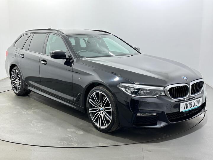 BMW 5 Series 2.0 530i M Sport Touring Auto Euro 6 (s/s) 5dr BMW 5 Series 2.0 530i M Sport Touring Auto Euro 6 (s/s) 5dr