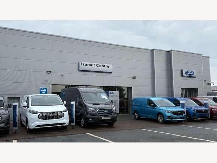 Ford Transit Connect 1.5 TDCi 220 Panel Van 5dr Diesel Manual L1 H1 (124 G/km, 99 Bhp)