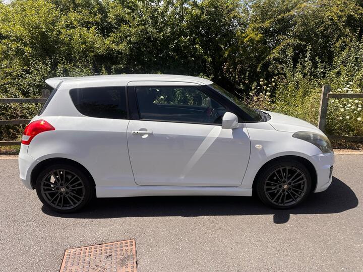 Suzuki Swift 1.6 Sport Euro 5 3dr (SNav)