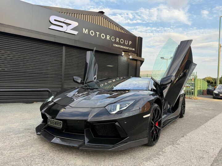 Lamborghini Aventador 6.5 V12 LP 700-4 Roadster ISR 4WD Euro 6 2dr