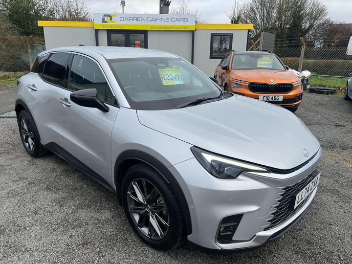 Lexus LBX 1.5 VVT-iE Takumi E-CVT Euro 6 (s/s) 5dr