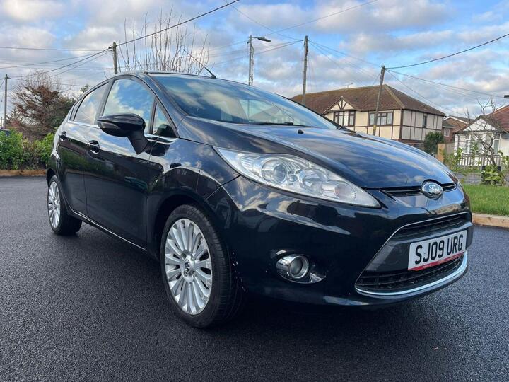 Ford FIESTA 1.4 Titanium 5dr