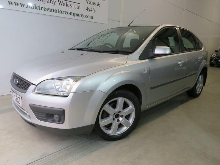 Ford Focus 1.6 Sport 5dr