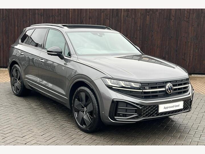 Volkswagen TOUAREG 3.0 TDI V6 Black Edition Tiptronic 4Motion Euro 6 (s/s) 5dr