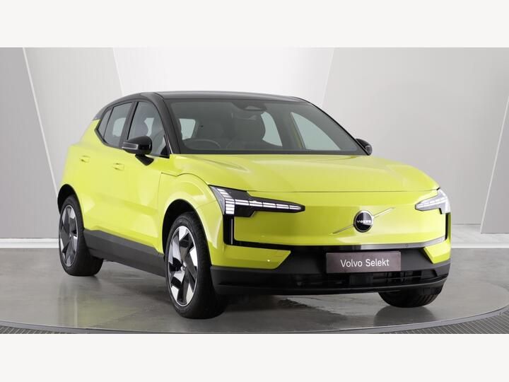 Volvo EX30 Twin Performance 69kWh Plus Auto AWD 5dr