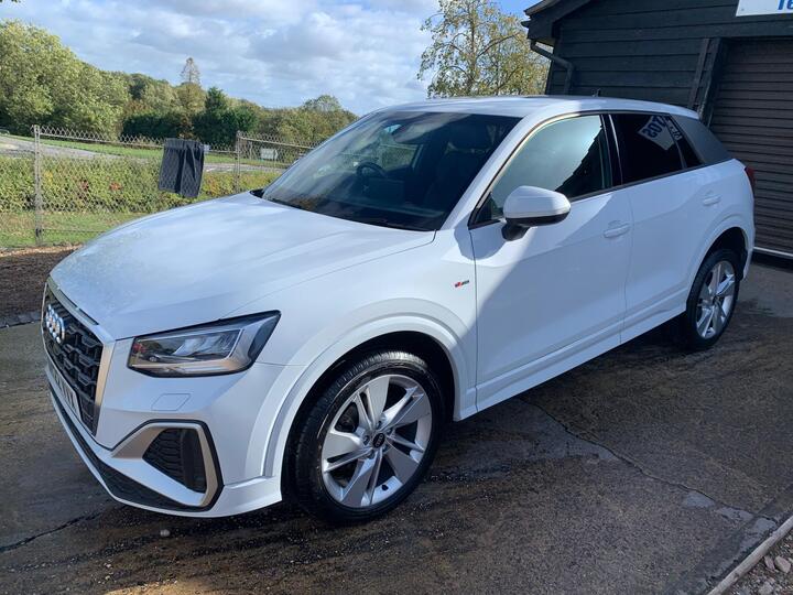 Audi Q2 2.0 TDI 30 S Line S Tronic Euro 6 (s/s) 5dr