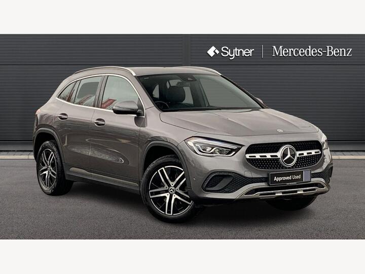 Mercedes-Benz GLA CLASS 1.3 GLA200 Sport (Executive) 7G-DCT Euro 6 (s/s) 5dr Mercedes-Benz GLA CLASS 1.3 GLA200 Sport (Executive) 7G-DCT Euro 6 (s/s) 5dr