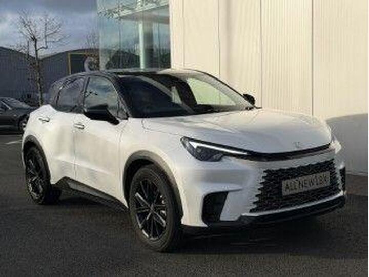 Lexus LBX 1.5 VVT-iE Premium E-CVT Euro 6 (s/s) 5dr