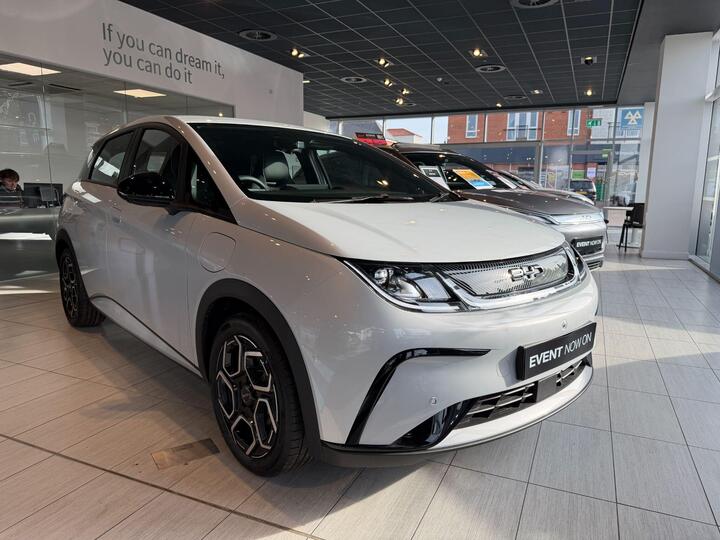 BYD Dolphin 60.48kWh Comfort Auto 5dr