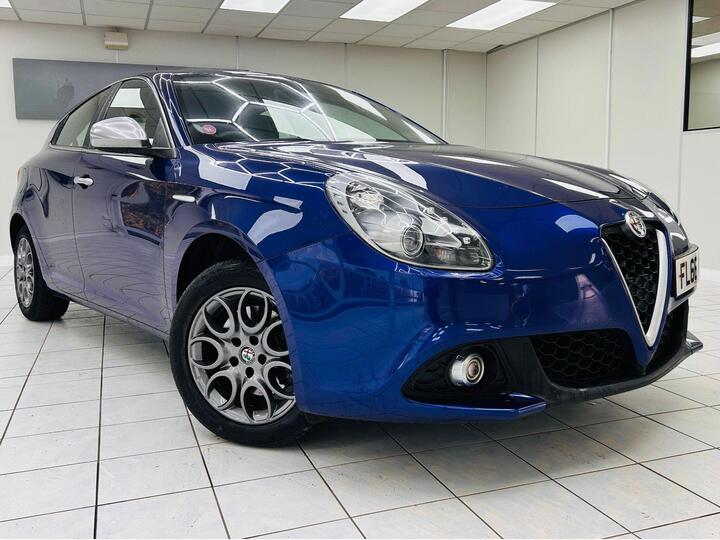 Alfa Romeo Giulietta 1.4 TB MultiAir Super Euro 6 (s/s) 5dr Alfa Romeo Giulietta 1.4 TB MultiAir Super Euro 6 (s/s) 5dr