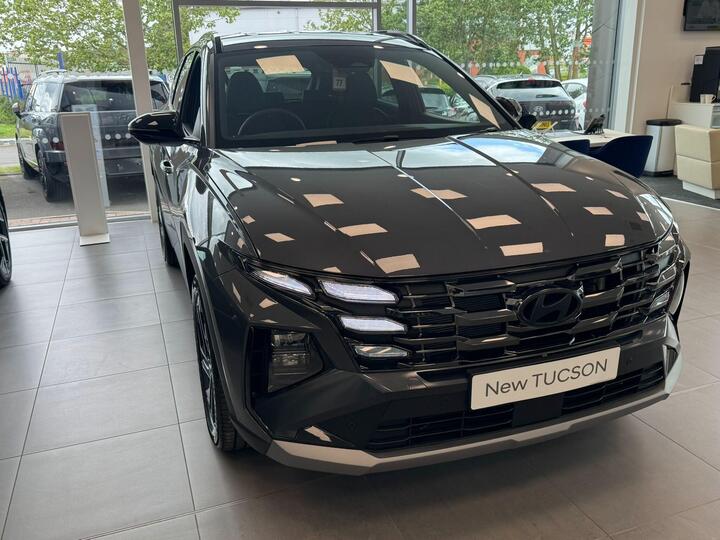 Hyundai TUCSON 1.6T Hybrid Black Line Auto Euro 6 (s/s) 5dr