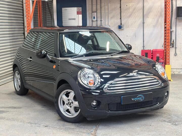 MINI Hatch 1.6 Cooper Steptronic Euro 5 3dr