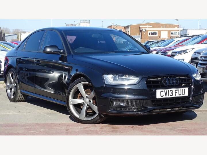 Audi A4 2.0 TDI Black Edition Multitronic Euro 5 (s/s) 4dr