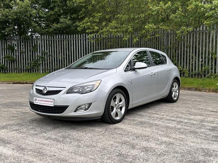 Vauxhall ASTRA HATCHBACK 1.6 16v SRi Euro 5 5dr
