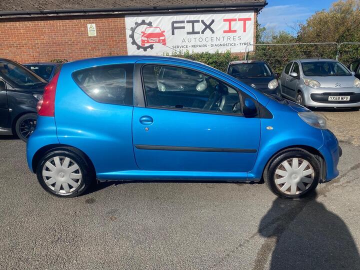 Peugeot 107 1.0 12V Urban Euro 4 3dr