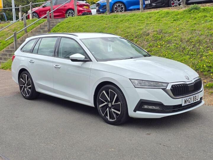 Skoda Octavia 1.4 TSI IV 13kWh SE Technology DSG Euro 6 (s/s) 5dr Skoda Octavia 1.4 TSI IV 13kWh SE Technology DSG Euro 6 (s/s) 5dr