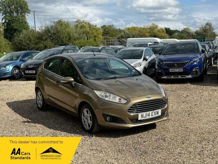 Ford Fiesta 1.6 TDCi ECOnetic Zetec Euro 5 (s/s) 5dr