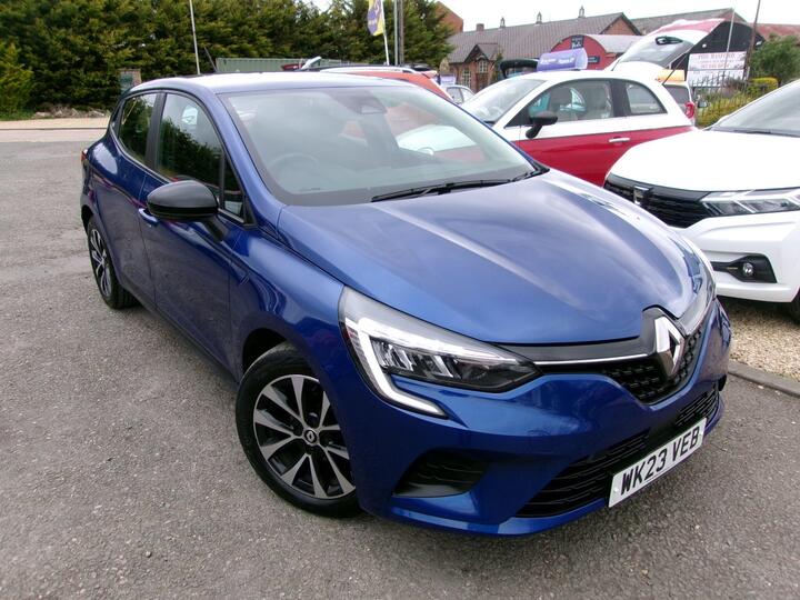 Renault Clio 1.0 TCe Evolution Euro 6 (s/s) 5dr