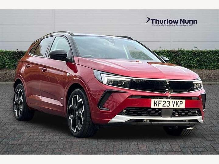 Vauxhall Grandland 1.6 14.2kWh Ultimate Auto Euro 6 (s/s) 5dr