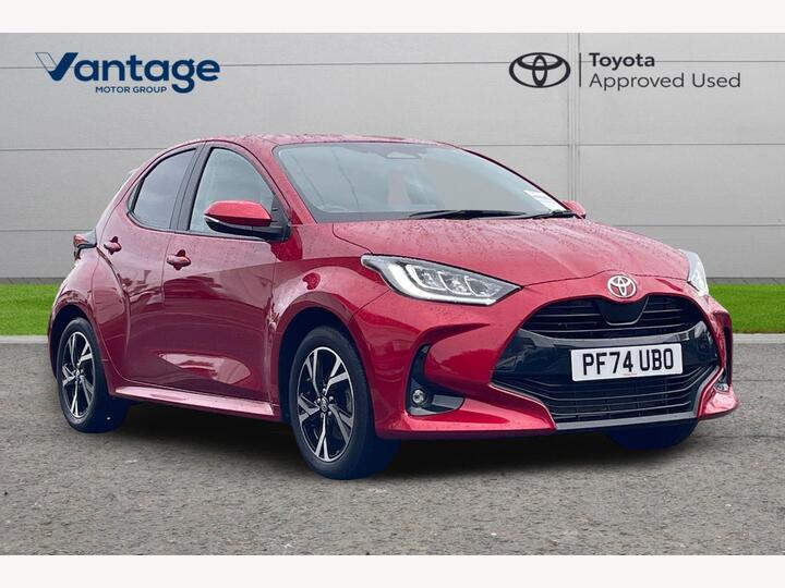 Toyota Yaris 1.5 VVT-h Design E-CVT Euro 6 (s/s) 5dr