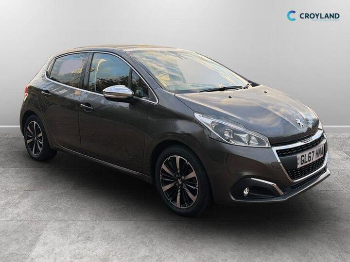 Peugeot 208 1.2 PureTech Allure Premium Euro 6 (s/s) 5dr