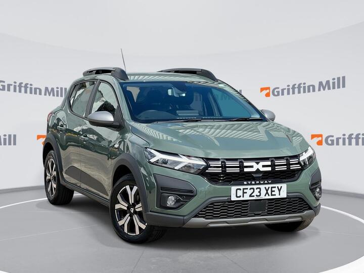 Dacia Sandero 1.0 TCe Journey Euro 6 (s/s) 5dr Dacia Sandero 1.0 TCe Journey Euro 6 (s/s) 5dr