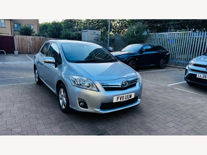 Toyota Auris 1.8 VVT-h T4 CVT Euro 5 (s/s) 5dr