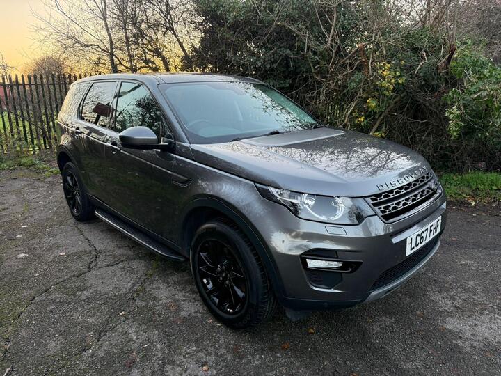 Land Rover Discovery Sport 2.0 TD4 SE Tech Auto 4WD Euro 6 (s/s) 5dr Land Rover Discovery Sport 2.0 TD4 SE Tech Auto 4WD Euro 6 (s/s) 5dr