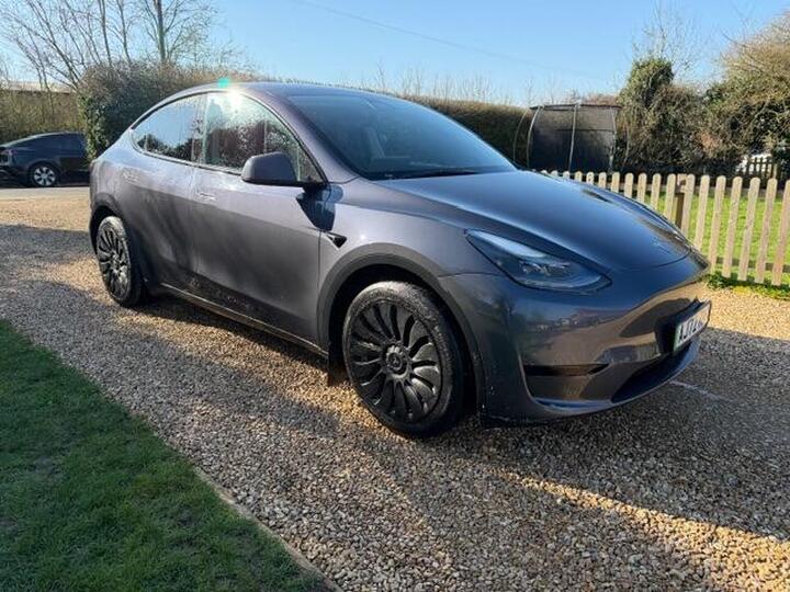 Tesla Model Y Auto RWD 5dr