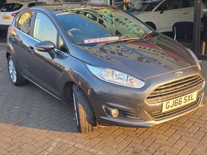 Ford Fiesta 1.0T EcoBoost Titanium Euro 6 (s/s) 5dr
