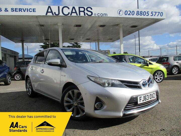 Toyota Auris 1.8 VVT-h Excel CVT Euro 5 (s/s) 5dr