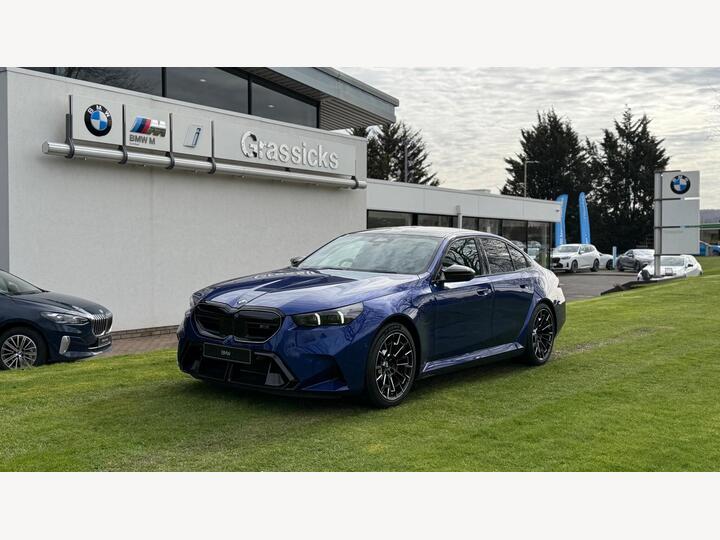 BMW M5 4.4 22.1kWh Steptronic XDrive Euro 6 (s/s) 4dr