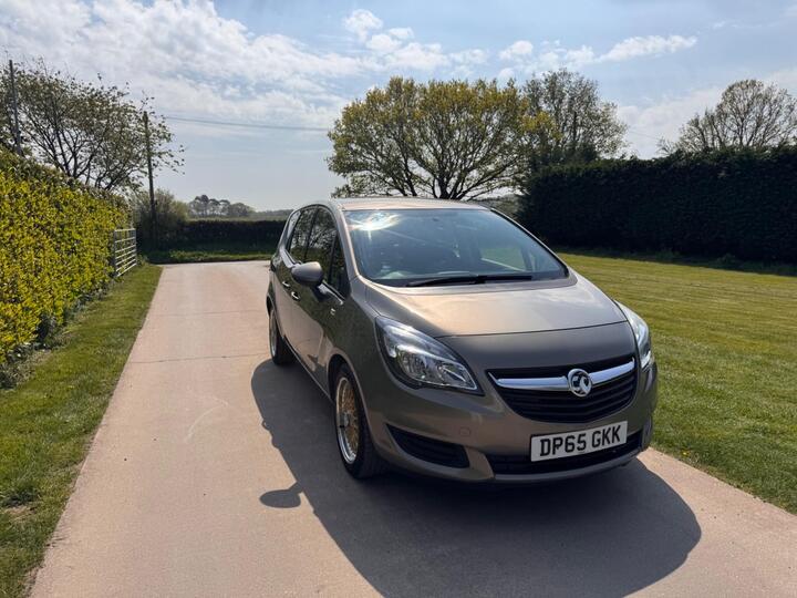 Vauxhall Meriva 1.4i Exclusiv Euro 6 5dr