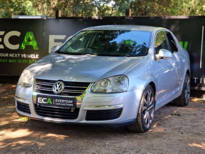Volkswagen Jetta 2.0 TDI SE DSG Euro 4 4dr