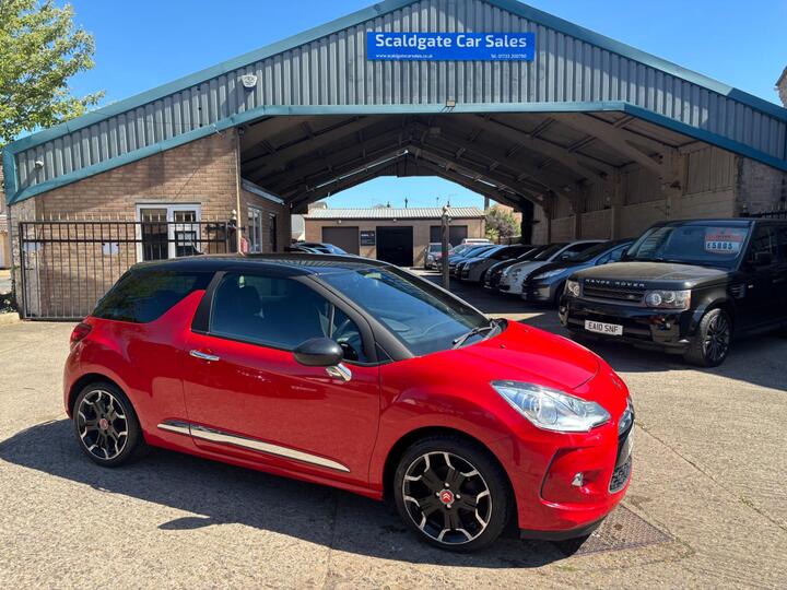 Citroen DS3 1.6 E-HDi Airdream DStyle Plus Euro 5 (s/s) 3dr Citroen DS3 1.6 E-HDi Airdream DStyle Plus Euro 5 (s/s) 3dr