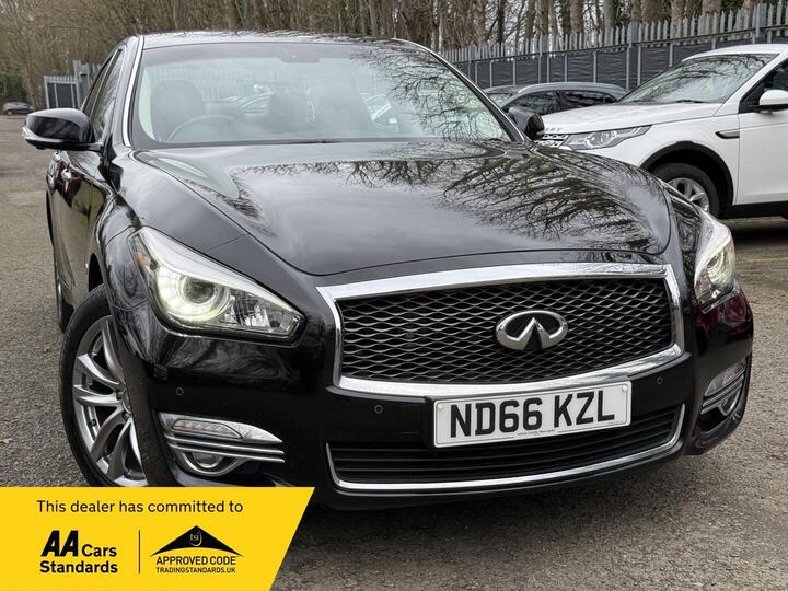 Infiniti Q70 2.2d Premium Auto Euro 6 (s/s) 4dr