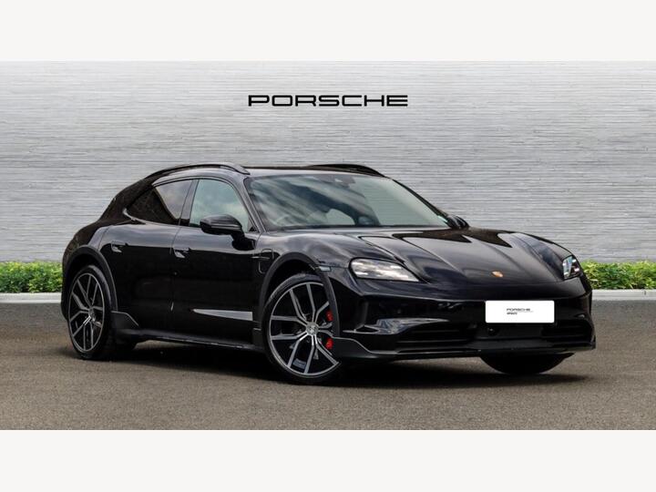 Porsche Taycan Performance Plus 105kWh 4S Cross Turismo Auto 4WD 5dr (11kW Charger) Porsche Taycan Performance Plus 105kWh 4S Cross Turismo Auto 4WD 5dr (11kW Charger)