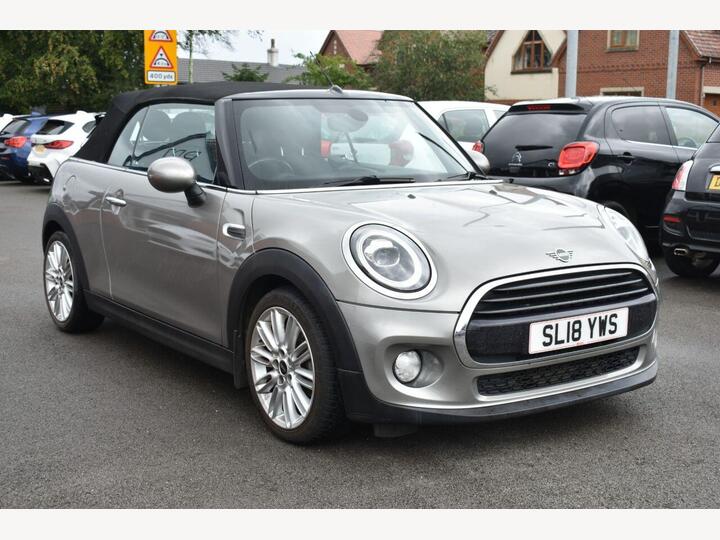 MINI CONVERTIBLE 1.5 Cooper Euro 6 (s/s) 2dr