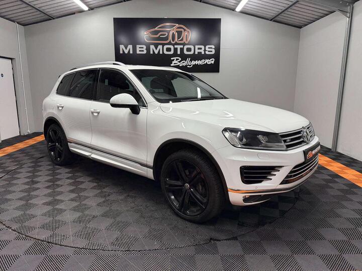 Volkswagen TOUAREG 3.0 TDI V6 R-Line Plus Tiptronic 4WD Euro 6 (s/s) 5dr