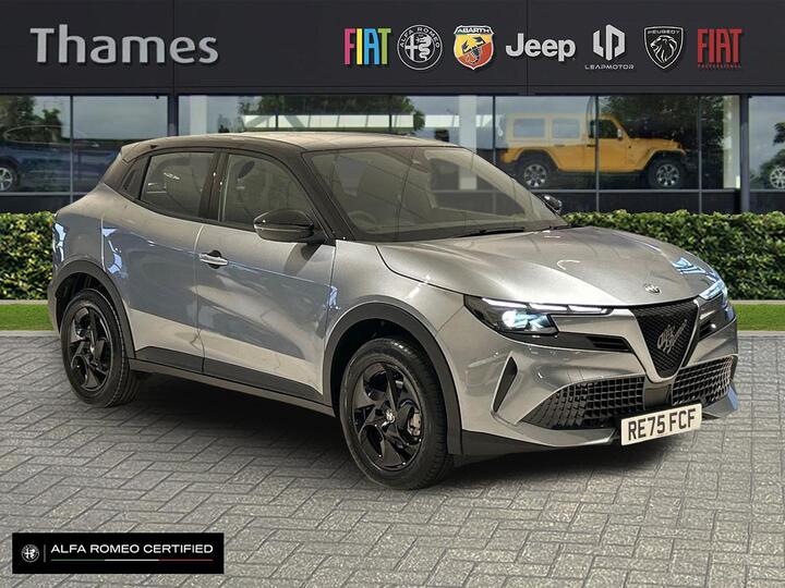 Alfa Romeo Junior 1.2 MHEV Ibrida E-DCT Euro 6 (s/s) 5dr