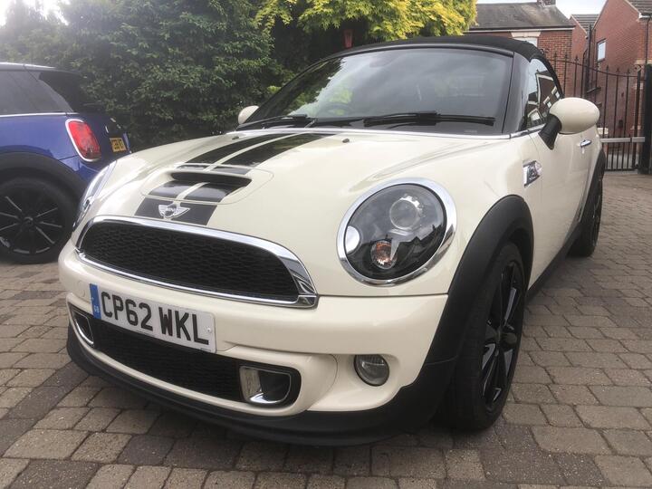 MINI Roadster 1.6 Cooper S Euro 5 (s/s) 2dr MINI Roadster 1.6 Cooper S Euro 5 (s/s) 2dr