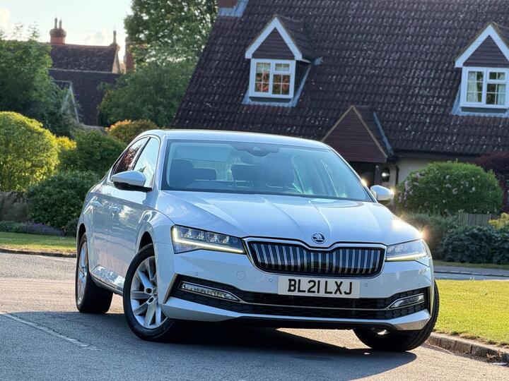 Skoda Superb 1.4 TSI IV 13kWh SE Technology DSG Euro 6 (s/s) 5dr