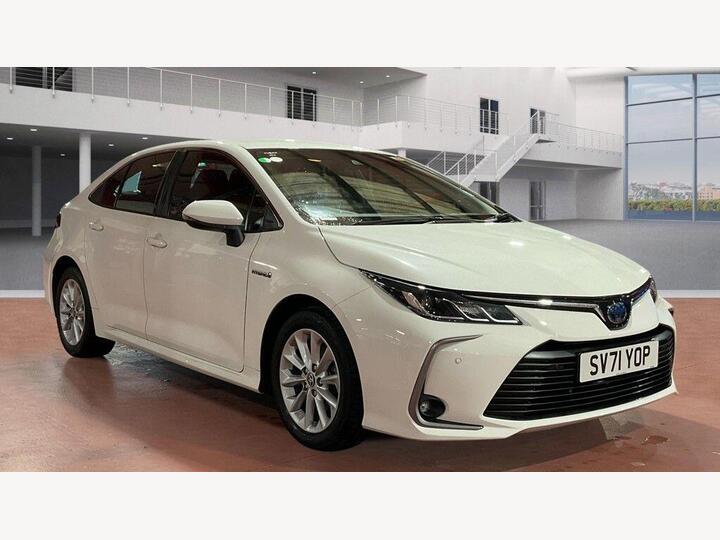 Toyota Corolla 1.8 VVT-h Icon Tech CVT Euro 6 (s/s) 4dr