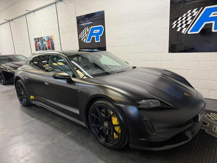 Porsche Taycan Performance Plus 93.4kWh Turbo S Sport Turismo Auto 4WD 5dr (11kW Charger)