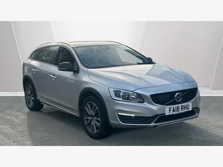 Volvo V60 Cross Country 2.0 D4 Lux Nav Auto Euro 6 (s/s) 5dr